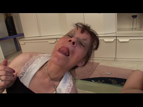 ❤️ Twee oumas en een oupa het 'n drietal Porno op af.osagoassist.ru ❌️