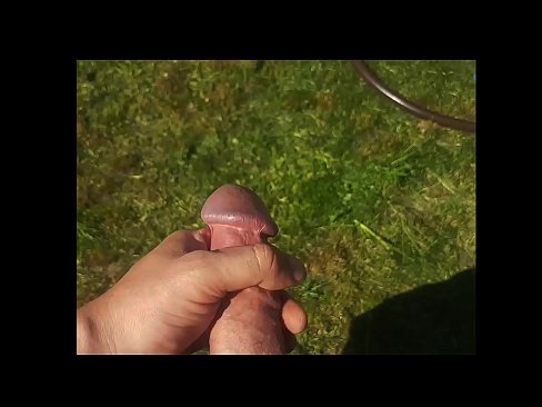 ❤️ Warm hottie laat haar pienk poesie naai en kom met 'n spuit in 'n somertuin Porno op af.osagoassist.ru ❌️