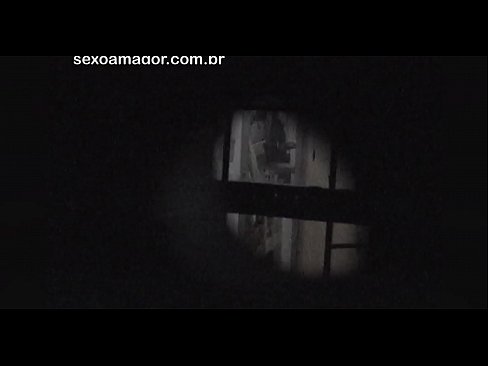 ❤️ Blondie word in die geheim video-opgeneem deur 'n buurtvoyeur wat agter hol bakstene versteek is Porno op af.osagoassist.ru ❌️